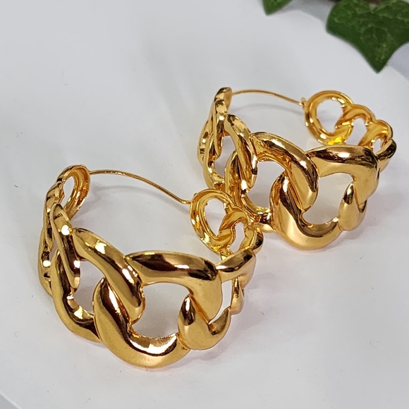Statement Large Cuban Link Chain Hoop Earrings - Picture 1 of 9